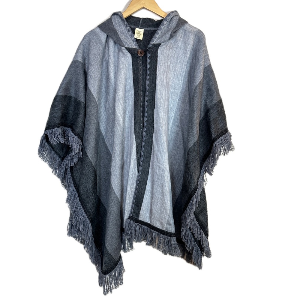 Native Crafts Alpaca Blend Gray Hooded Poncho One‎ Size Fits All